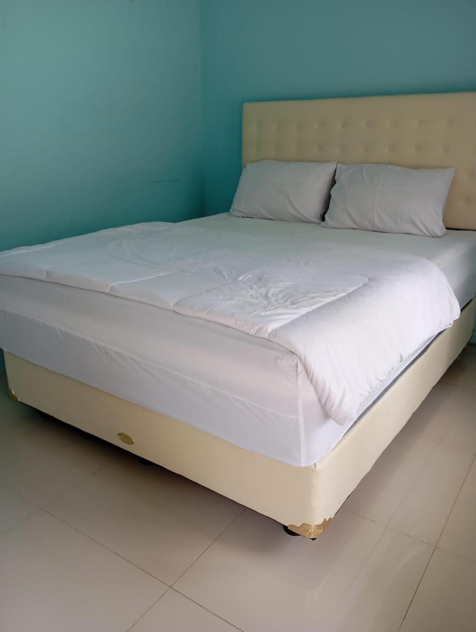Riung Lalong Terong Guest House ภายนอก รูปภาพ